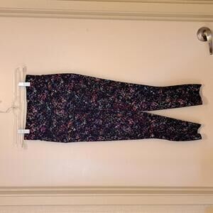 𝗟𝘂𝗹𝘂𝗹𝗲𝗺𝗼𝗻 𝗕𝗮𝘀𝗲 𝗣𝗮𝗰𝗲 HR Crop 23" Leggings -Floral Spray Multi -6